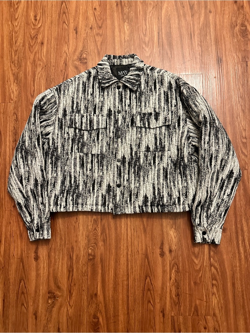 BoohooMAN Black & White Textured Button-Up Jacket